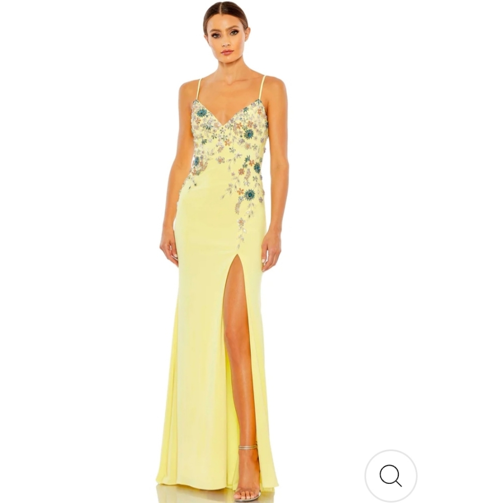 Mac Duggal NWT Beaded Yellow dress size 2